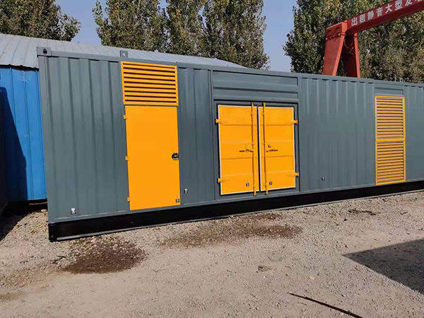 尖峰镇300kw 柴油发电机组用多大的空气开关？