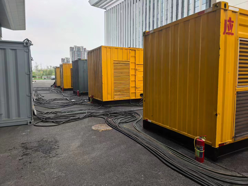 尖峰镇不同季节柴油发电机组保养有哪些注意事项？