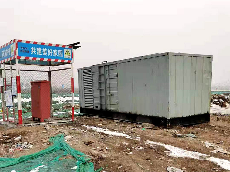 尖峰镇如何判断发电机组的励磁系统是否正常？