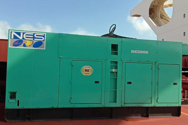 尖峰镇如何检测发电机组中性点接地是否良好？