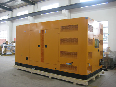 尖峰镇不同类型的发电机组在冬季保养时的注意事项有何差异？